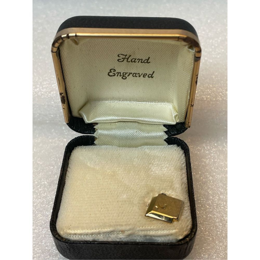 Vintage Swank Hand Engraved Gold Tone Tie Tack Pin 1/2”